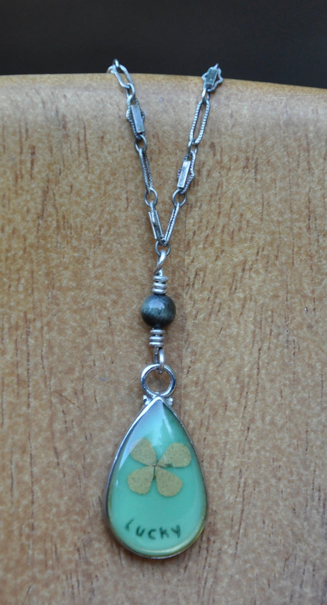 Vintage Genuine Lucky Four Leaf Clover Necklace