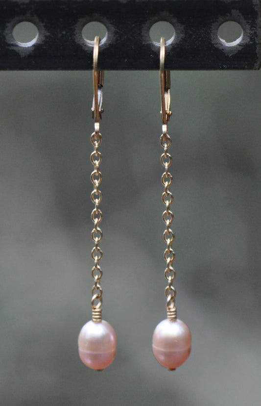 Blush Pearl Earrings